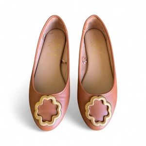 Sam & Libby Leather Flats Women’s Size 6 Brown Cognac Gold Accent NWOT
